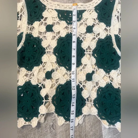 Rebellion size XS cream/green crochet long sleeve top- very good condition - Picture 10 of 11